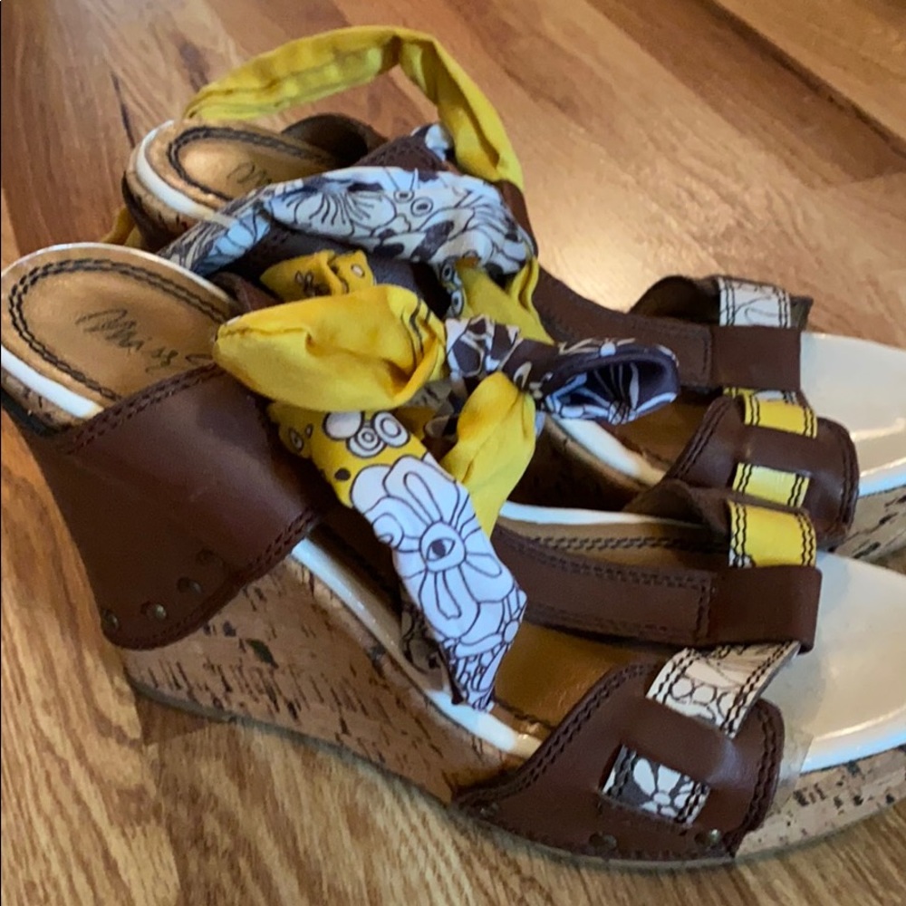 31/2 inch heel wedge